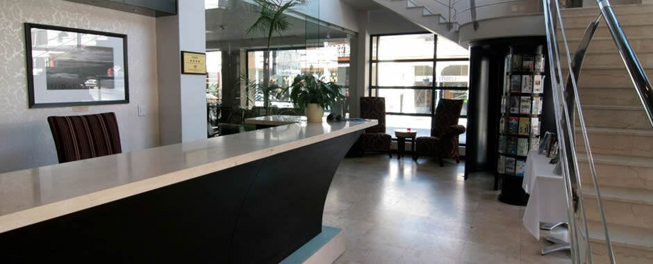 Urban-Chic-Hotel-Slide-01